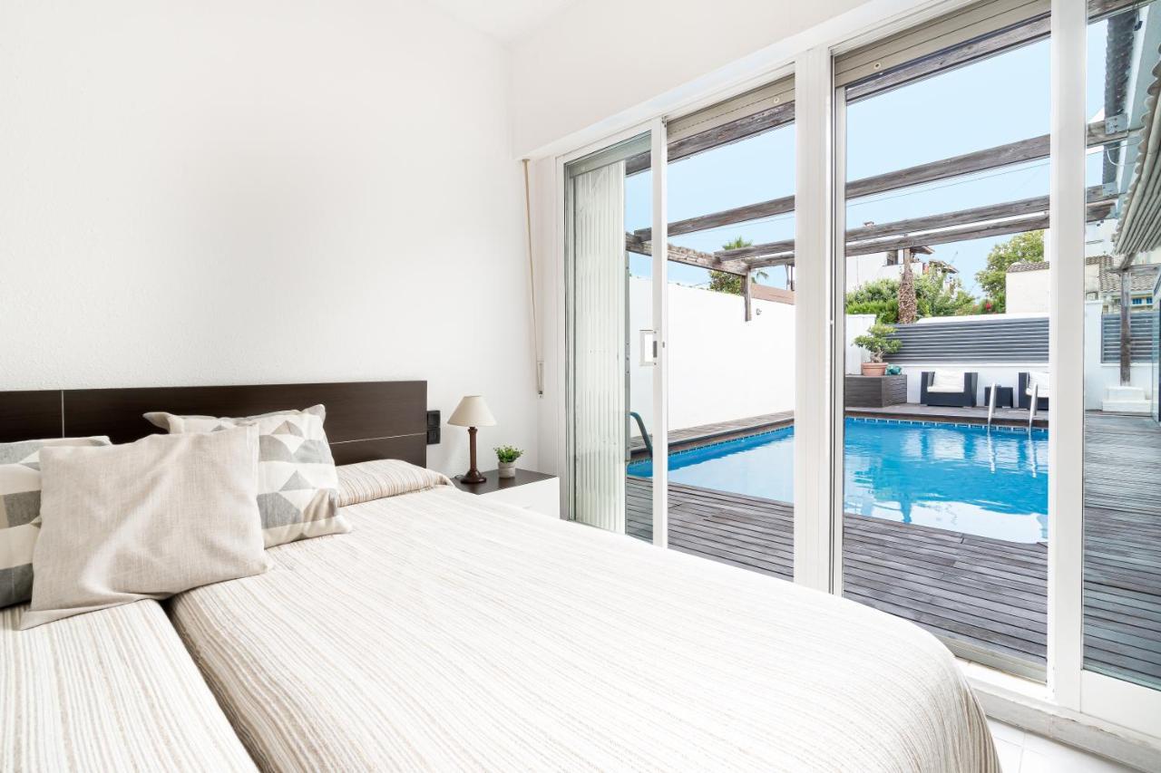 カンブリルス "Charm & Cozy 4Br - 3Ba With Pool & Barbecue"ヴィラ エクステリア 写真