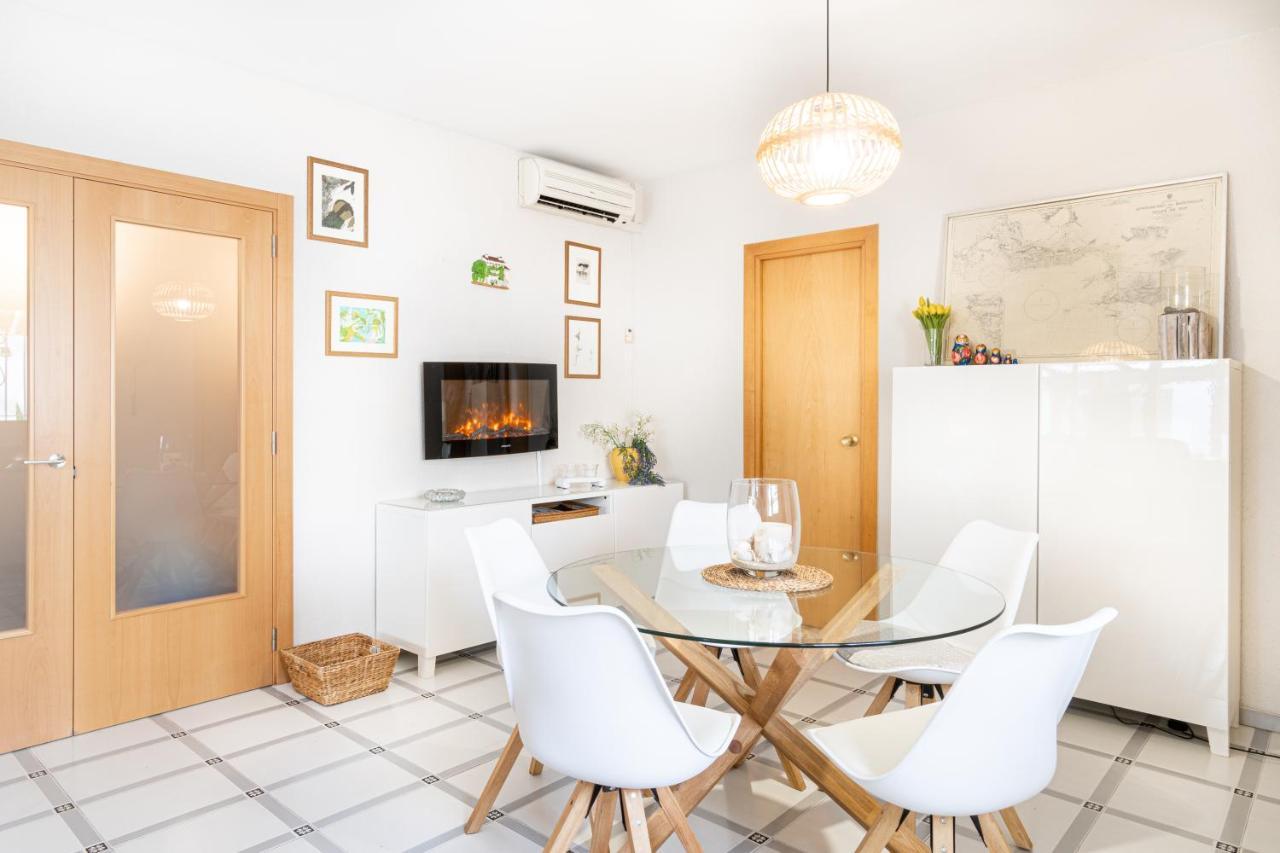 カンブリルス "Charm & Cozy 4Br - 3Ba With Pool & Barbecue"ヴィラ エクステリア 写真
