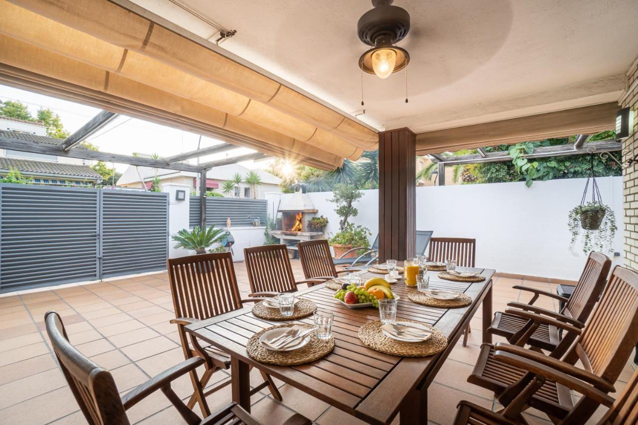 カンブリルス "Charm & Cozy 4Br - 3Ba With Pool & Barbecue"ヴィラ エクステリア 写真