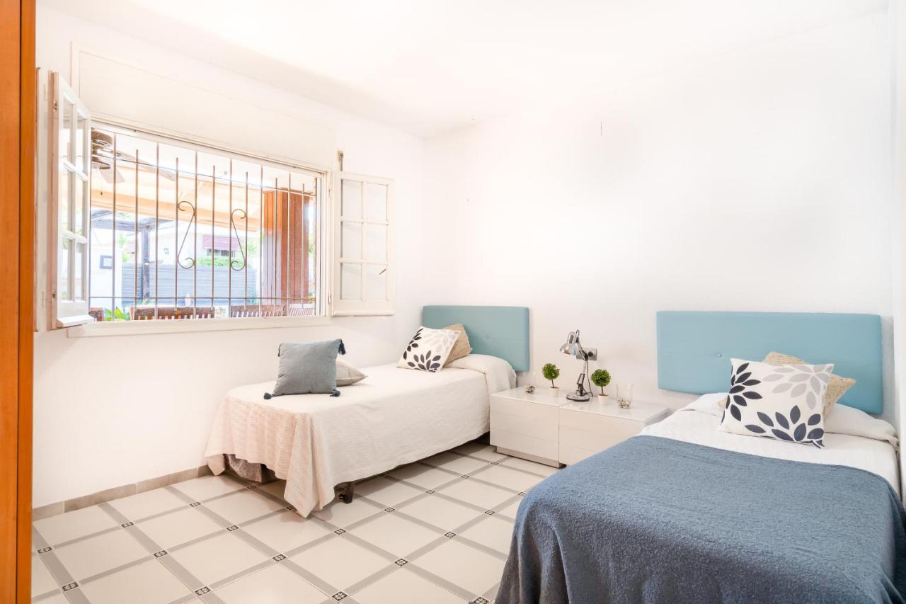 カンブリルス "Charm & Cozy 4Br - 3Ba With Pool & Barbecue"ヴィラ エクステリア 写真